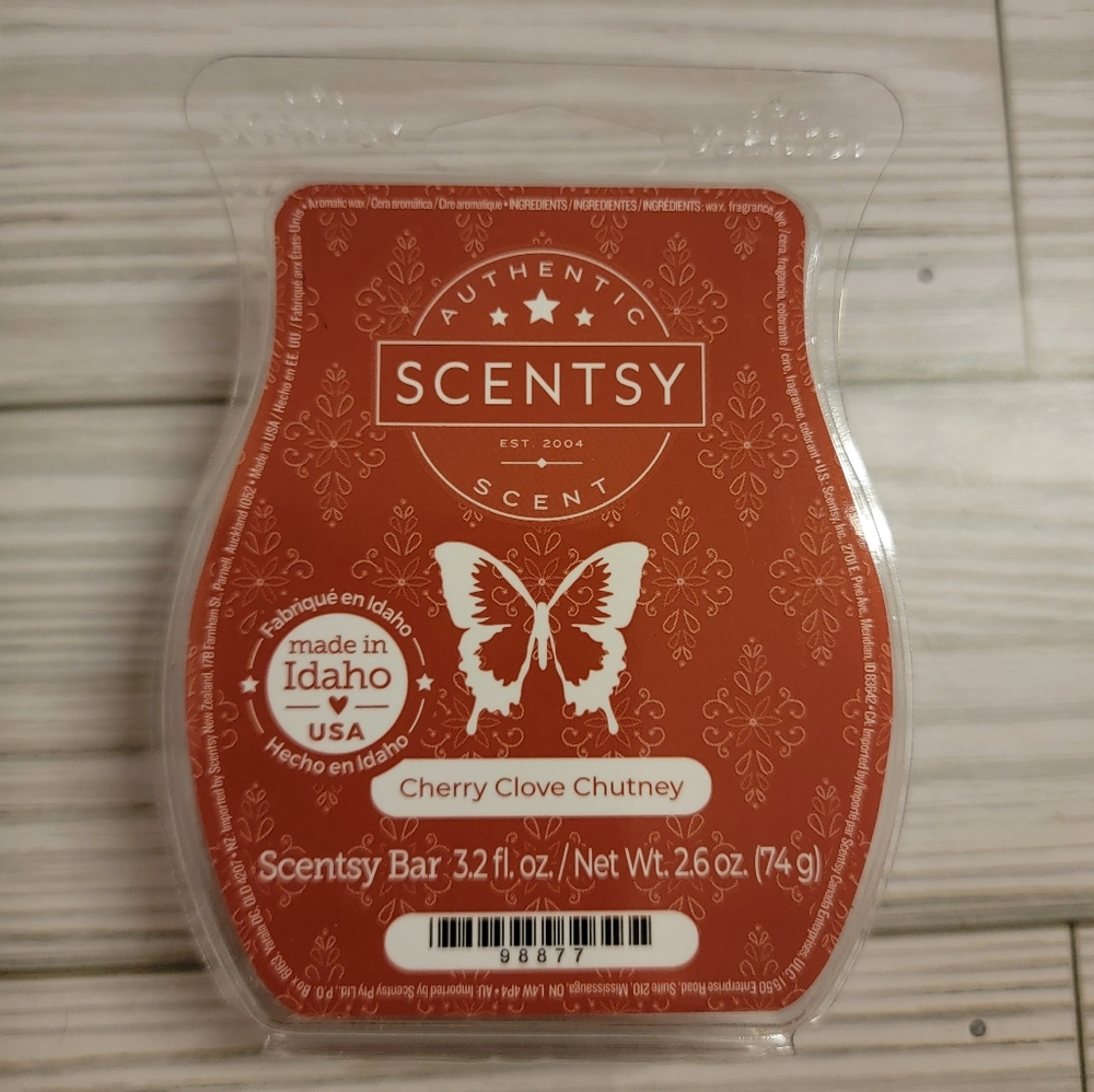 Scentsy Bar in Cherry Clove Chutney